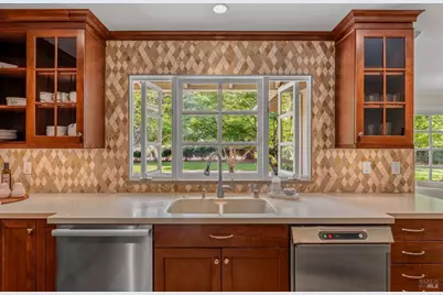 1670 Cabernet Lane, Saint Helena, CA 94574 - Photo 18