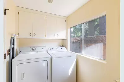 18090 Las Lomas Road, Sonoma, CA 95476 - Photo 8