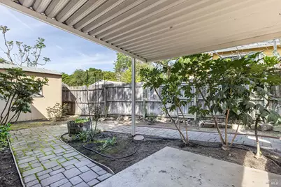 18090 Las Lomas Road, Sonoma, CA 95476 - Photo 30
