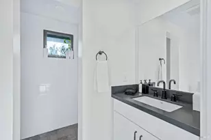 6165 W Dry Creek Rd, Healdsburg, CA 95448 - Photo 26