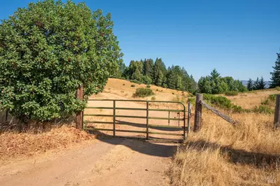 30401 Hwy 128 Highway, Yorkville, CA 95494 - Photo 32