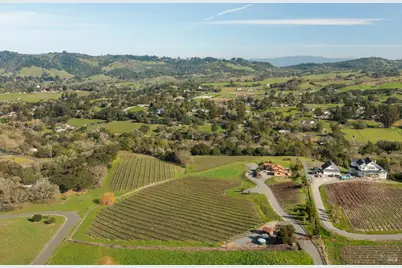 6550 Sunny Meadows Trail, Santa Rosa, CA 95404 - Photo 32