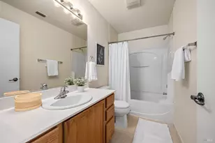 84 Captain Nurse Cir, Novato, CA 94949 - Photo 26