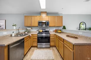 84 Captain Nurse Cir, Novato, CA 94949 - Photo 14