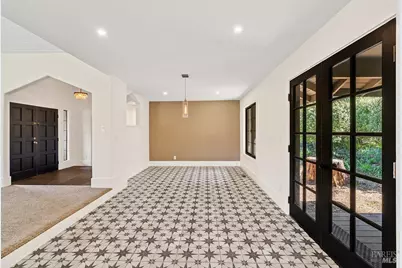 549 Catherine Court, Santa Rosa, CA 95409 - Photo 10