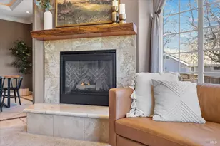 6081 Malcom Ln, Penngrove, CA 94951 - Photo 8