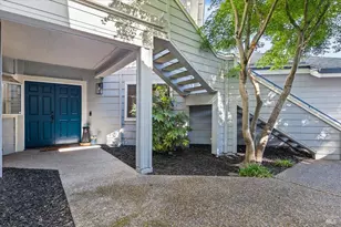 2070 Stonefield Ln, Santa Rosa, CA 95403 - Photo 2