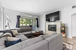 2070 Stonefield Ln, Santa Rosa, CA 95403 - Photo 6