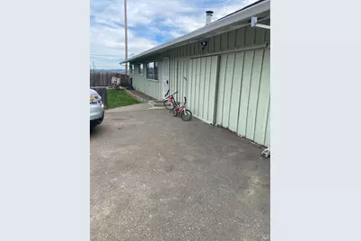 921 Valley Drive, Cloverdale, CA 95425 - Photo 2