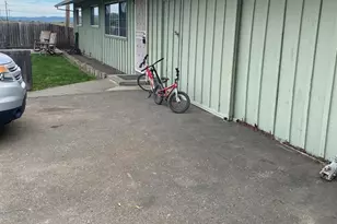 921 Valley Dr, Cloverdale, CA 95425 - Photo 2