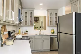 137 Koch Rd, Corte Madera, CA 94925 - Photo 10