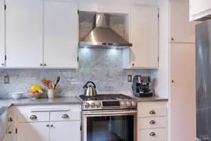 1430 Wallis Ct, Saint Helena, CA 94574 - Photo 12