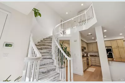 8 Rowe Ranch Court, Novato, CA 94949 - Photo 14