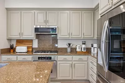 8 Rowe Ranch Court, Novato, CA 94949 - Photo 12