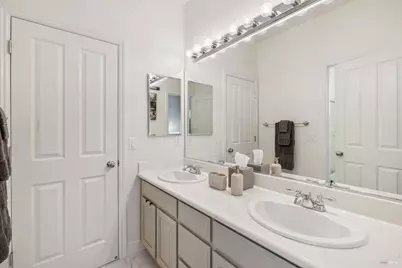 8 Rowe Ranch Court, Novato, CA 94949 - Photo 24