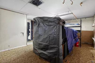 15760 Via Regio, San Lorenzo, CA 94580 - Photo 28