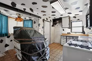 15760 Via Regio, San Lorenzo, CA 94580 - Photo 14