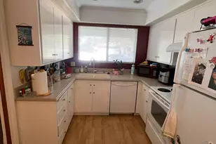 144 Monterey Dr, Vacaville, CA 95687 - Photo 2