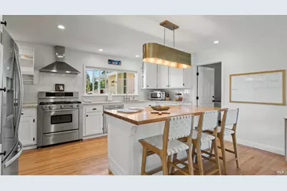 1427 Dawes Street, Novato, CA 94947 - Photo 4