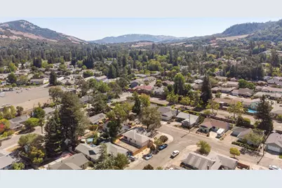 2257 Yucca Street, Santa Rosa, CA 95405 - Photo 52