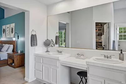 104 Village Oaks Court, Healdsburg, CA 95448 - Photo 32