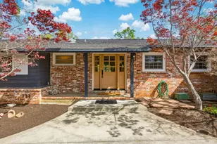 1038 Lorraine Dr, Napa, CA 94558 - Photo 2