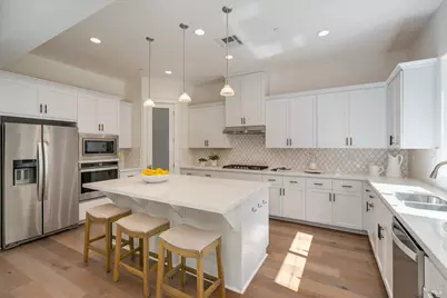 215 Pheasant Court, Napa, CA 94558 - Photo 16