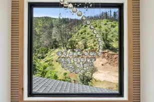 8353 W Dry Creek Rd, Healdsburg, CA 95448 - Photo 8