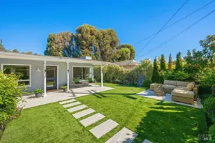 17 Strawberry Cir, Mill Valley, CA 94941 - Photo 2