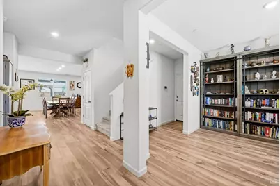 1685 Blossom Way, Dixon, CA 95620 - Photo 6