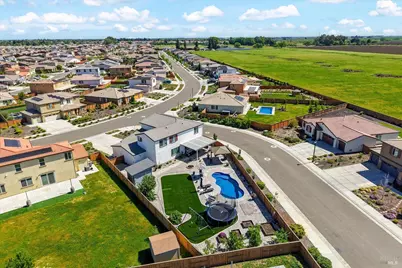 1685 Blossom Way, Dixon, CA 95620 - Photo 64