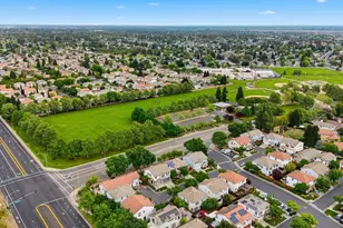 110 Chimney Rock Dr, Vacaville, CA 95687 - Photo 48