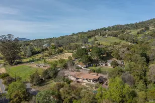 26828 River Rd, Cloverdale, CA 95425 - Photo 6