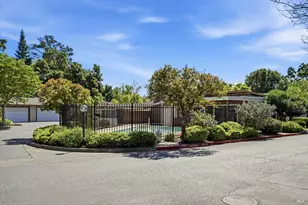 2168 Clay St, Napa, CA 94559 - Photo 28