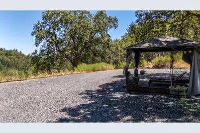 5364 Mill Creek Road, Healdsburg, CA 95448 - Photo 28