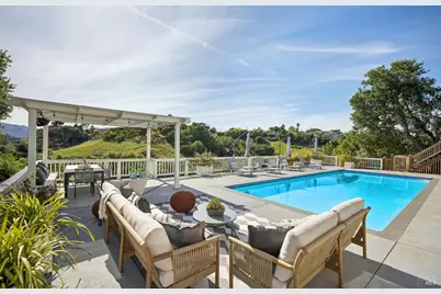 65 Valley View Avenue, San Rafael, CA 94901 - Photo 16