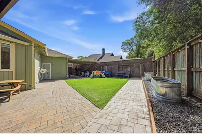 164 Fulton Place, Windsor, CA 95492 - Photo 36