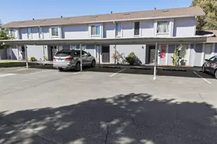 222 Del Luz Ct, Fairfield, CA 94533 - Photo 34