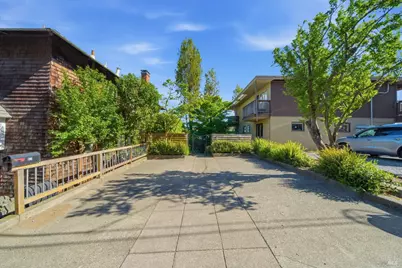 29 Bayview Avenue #3, Mill Valley, CA 94941 - Photo 2