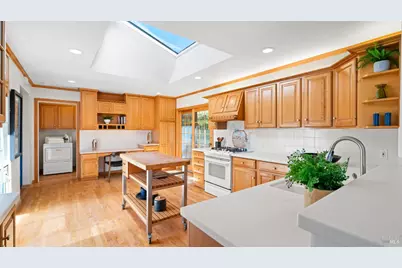 5 Viox Way, San Rafael, CA 94901 - Photo 16