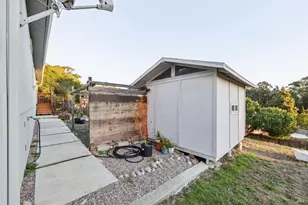 2704 Ridge Rd, San Pablo, CA 94806 - Photo 32