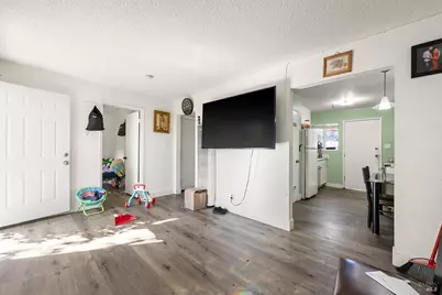 2549 Corby Avenue, Santa Rosa, CA 95407 - Photo 2