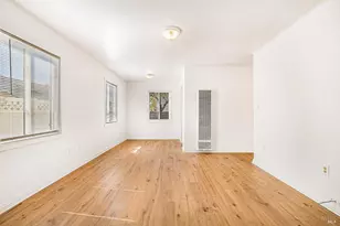 182 Torzelli Ln, Santa Rosa, CA 95407 - Photo 2