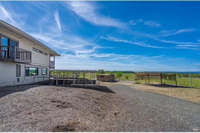 590 Pleasant Avenue, Santa Rosa, CA 95403 - Photo 56