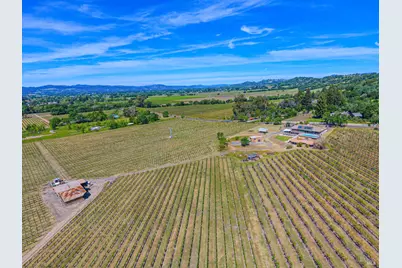 590 Pleasant Avenue, Santa Rosa, CA 95403 - Photo 54