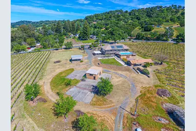 590 Pleasant Avenue, Santa Rosa, CA 95403 - Photo 2