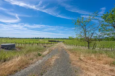 590 Pleasant Avenue, Santa Rosa, CA 95403 - Photo 46