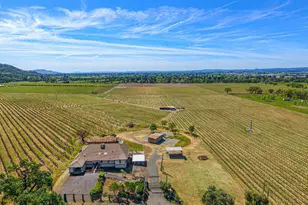 590 Pleasant Ave, Santa Rosa, CA 95403 - Photo 1