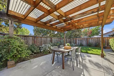 198 Valencia Way, Windsor, CA 95492 - Photo 2