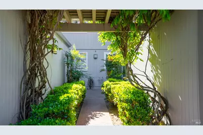 312 Blanchard Lane, Benicia, CA 94510 - Photo 2